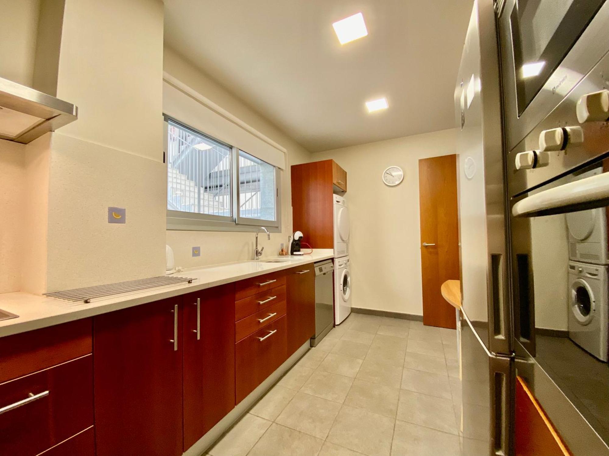 Carmed Homely Apartment By Hlclub Agency บิลาโนวา อิลา เจลตรู ภายนอก รูปภาพ