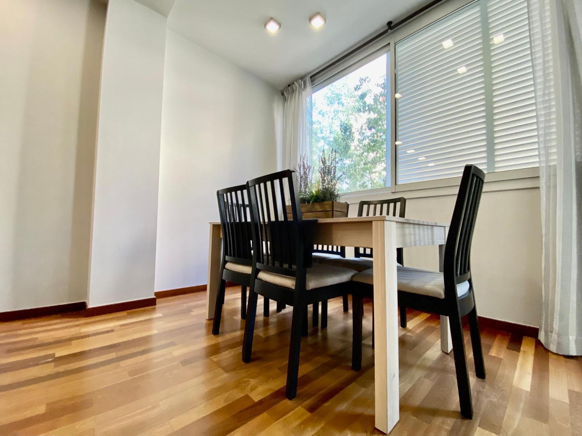 Carmed Homely Apartment By Hlclub Agency บิลาโนวา อิลา เจลตรู ภายนอก รูปภาพ